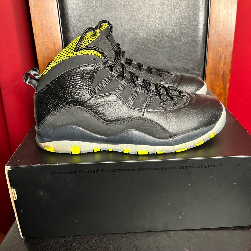 AIR JORDAN 10 RETRO 'VENOM'